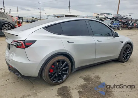 2021 Tesla Model Y z USA, uszkodzony, nr VIN 5YJYGDEFXMF220062